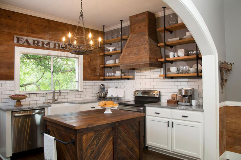 farmhouse kitchen open shelving