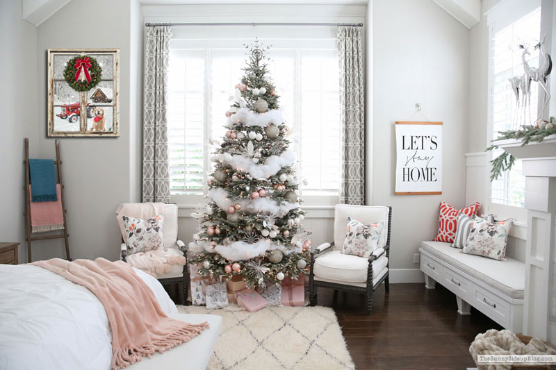 Christmas Bedroom Decor