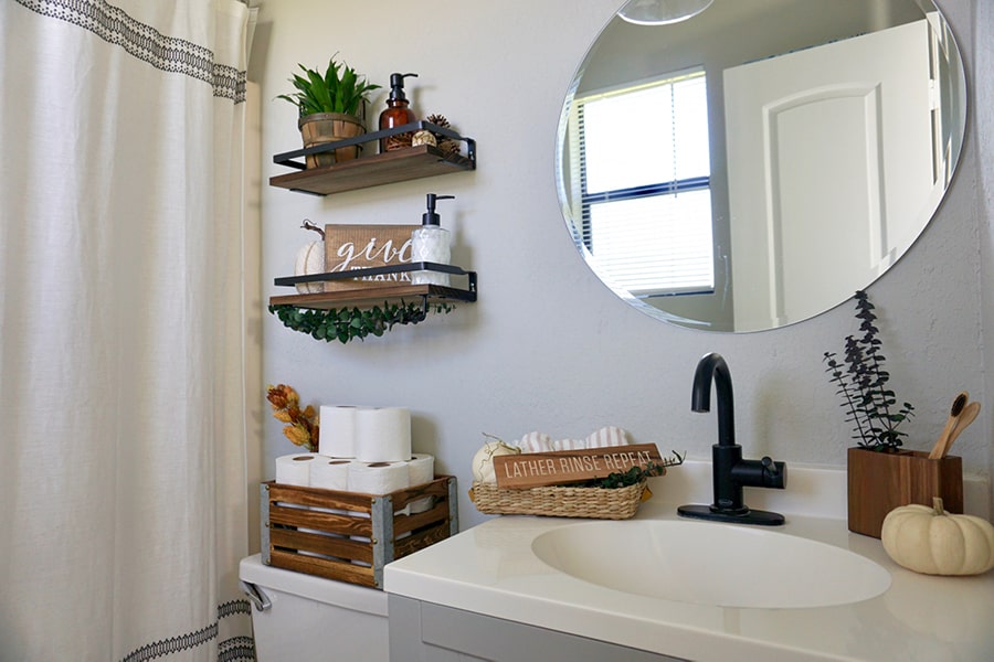 thanksgiving bathroom decor