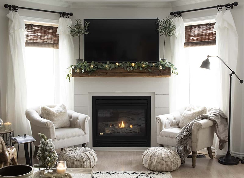 Winter living room decor